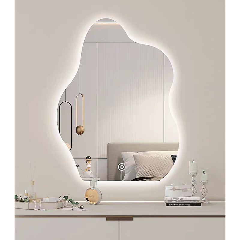 De onregelmatige Wolk Gevormde Spiegel van de de Spiegelsmart Geleide Muur van het Muur Hangende Decor voor Badkamers