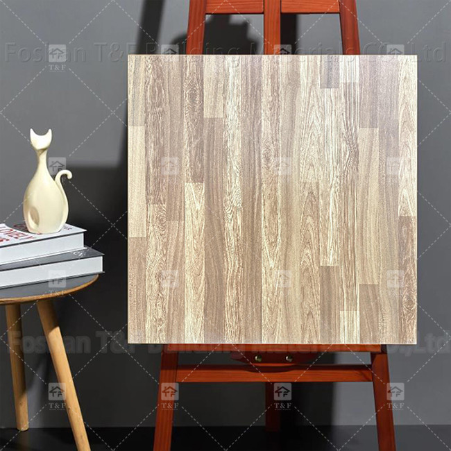 600x600mm Volledige bodem Rustieke vloertegels Houten textuur Oppervlakte Niet-slip porseleinen tegels