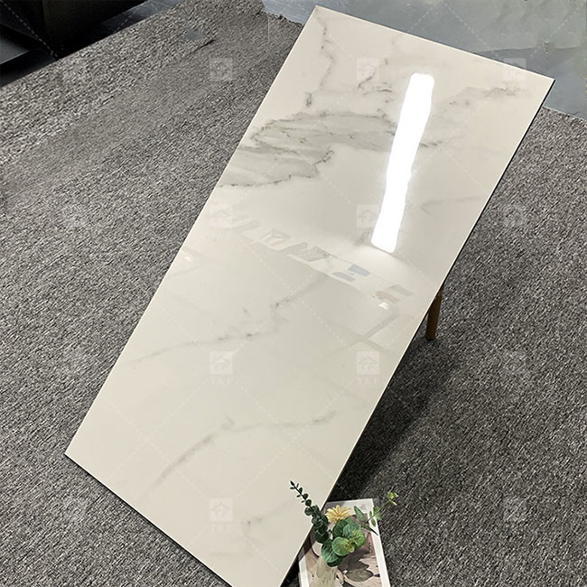 600x1200mm Hoog Glanzend Carrara Wit Gepolijst Gelast Tegel Voor Marmeren Porseleinen Tegels